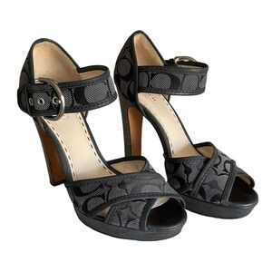 Coach Brie Signature C Platform Heels Gray Jacquard Peep Toe Size 8.5